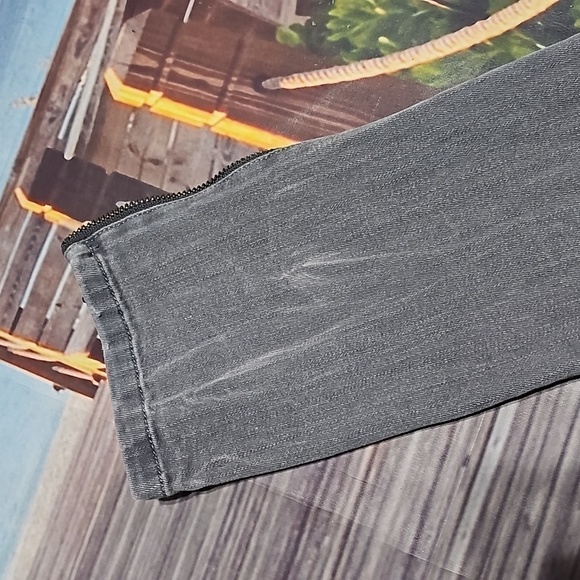 All Saints Zippered Ankle Skinny Jeans Size 28 - Picture 4 of 7